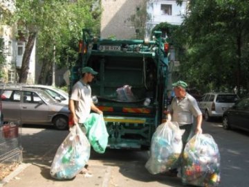 На збір сміття у Луцьку витратять 700 тисяч