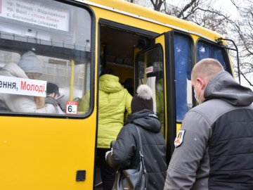 З 1 грудня у міський транспорт планують пускати тільки вакцинованих, – Волинська ОДА