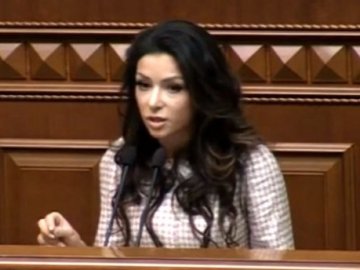 Відома українська співачка оголосила про складання депутатського мандата