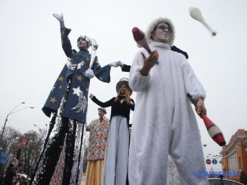 У столиці вперше відбувся новорічний парад. ФОТО