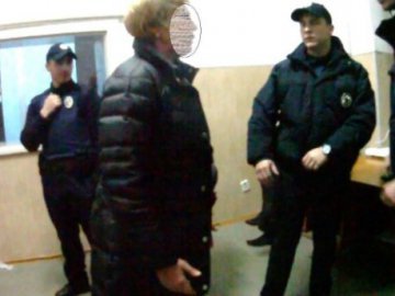 У Львові викладачка фізкультури побила поліцейських