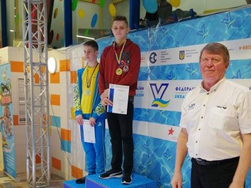 Юний лучанин наплавав на «золото» чемпіонату України