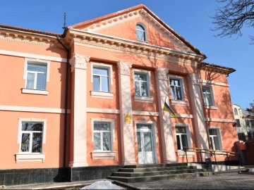 У Луцьку вперше за 80 років капітально відремонтували Будинок вчителя. ФОТО