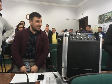 Луцький депутат звернеться до поліції через напад муніципалів