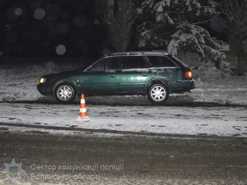 Аварія у Маневичах: Audi на смерть збило пішохода
