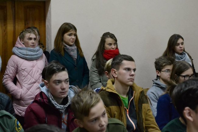 Учасники луцького Євромайдану розповіли про «ментальні віруси»