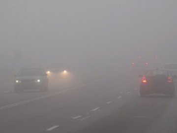 Туман та дощі: українців попереджають про суттєве погіршення погодних умов
