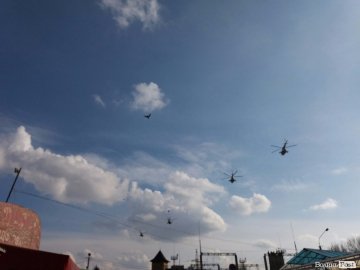 Над Луцьком пролетіли військові гелікоптери