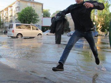 В Житомирі масштабне «чепе»: місто сидить без води. ФОТО