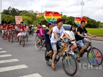 Гей-парад на велосипедах у В'єтнамі. ФОТО