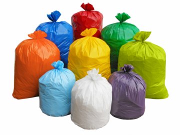 Для сортування сміття: лучанам роздаватимуть різнокольорові пакети для відходів