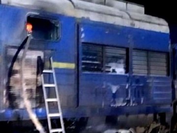 На Миколаївщині під час руху загорівся пасажирський потяг