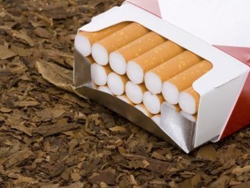 Через кордон на Волині намагалися вивезти 900 пачок цигарок