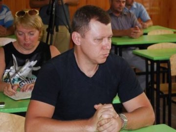 Активісти змусили владу у Слов’янську звільнити вчителя-сепаратиста