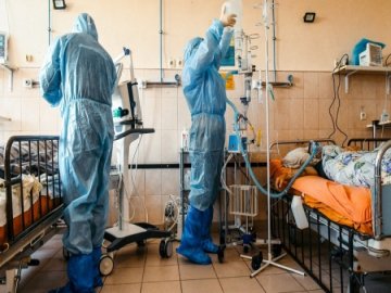 В Україні виявили 12 983 нових випадки коронавірусу