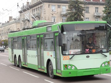 Луцькі депутати не захотіли зробити безкоштовним проїзд у тролейбусах на День міста