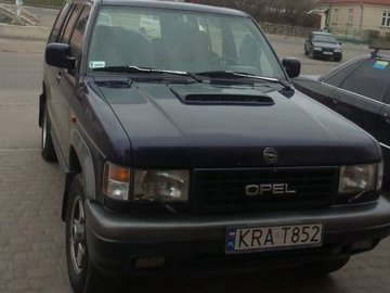 Мешканці Горохівщини купили земляку-розвіднику автомобіль