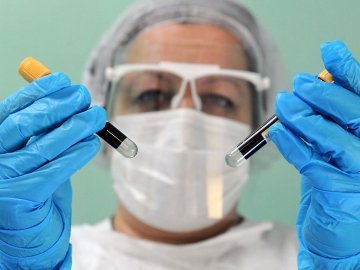 Чотири смерті і 206 нових випадків: ситуація з коронавірусом на Волині за добу