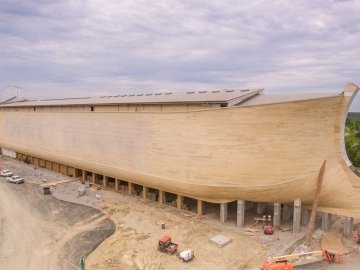 У США побудували Ноїв Ковчег справжніх розмірів. ФОТО