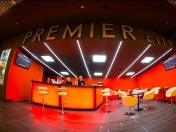 Лучан кличуть на прем’єрні кінострічки у кінотеатрі «PremierCity»*