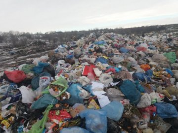 На Миколаївщині на смітнику знайшли мертве немовля