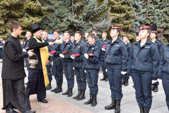 У Луцьку 72 ліцеїсти склали присягу на вірність українському народу. ФОТО