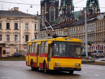У Львові на роботі раптово помер водій тролейбуса