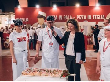 Волинянин в Італії став чемпіоном з приготування піци