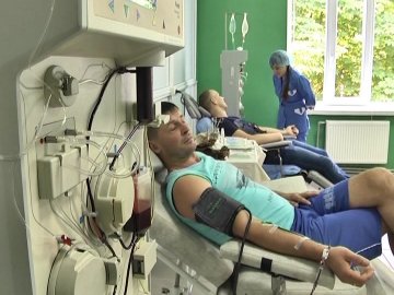 День донора: як працює станція переливання крові на Волині