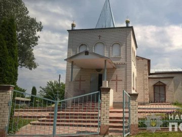 На Київщині за один день злодії обікрали три церкви