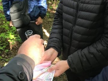 У Луцьку затримали поліцейського при збуті наркотиків. ФОТО