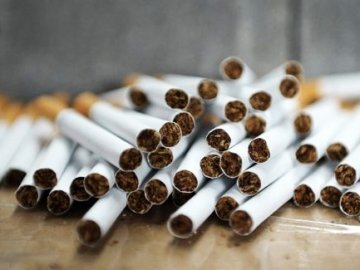 Волинські прикордонники вилучили контрабандні цигарки
