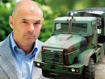 Депутат Волиньради боїться, що Палиця використає броньовані КРАЗи, щоб повалити владу