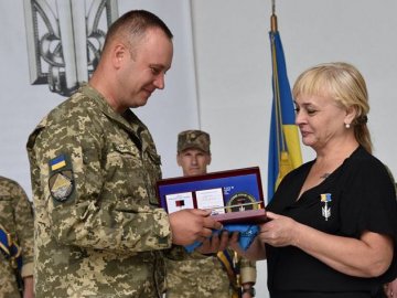 Бійця з волинської бригади нагородили орденом «Народний Герой України». ФОТО
