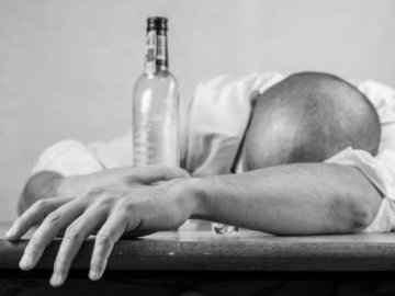 Лікування алкоголізму у Хмельницькому: я допомогти рідній людині?*