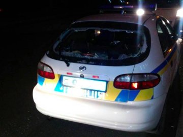У Луцьку двоє студентів розтрощили авто поліції