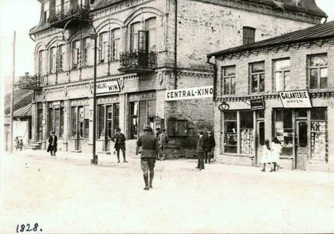 Кінотеатр у Ковелі 100 років тому. РЕТРОФОТО