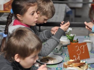 На Волині держава може продовжити фінансувати харчування молодших школярів