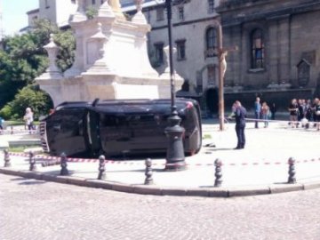 Аварія у Львові: за кермом автівки був екс-даішник