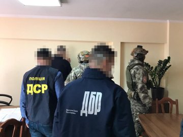 На хабарі зловили посадовців ДСНС у Волинській області. ФОТО
