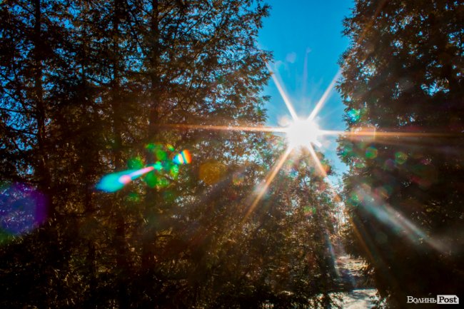 Луцьк в останній осінній день. ФОТОРЕПОРТАЖ