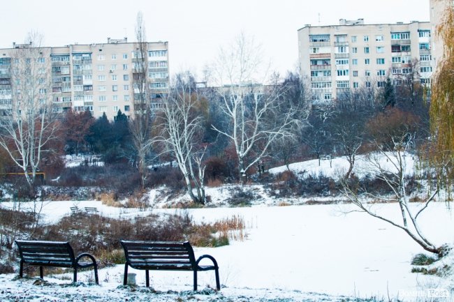 Парк 900-річчя Луцька під першим снігом. ФОТО