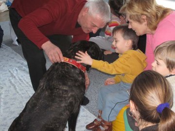 У Луцьку хворих діток лікуватимуть собаки із «Ласки»