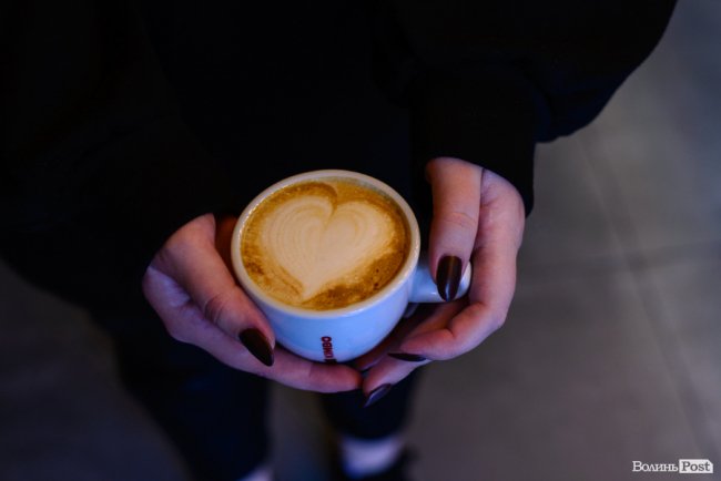 Як «Starbucks», тільки по-луцьки: у центрі міста – нова кав'ярня з особливою кавою і десертами. ФОТО*