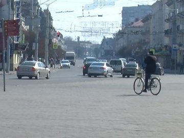 Через відсутність громадського транспорту у Луцьку почастішали крадіжки велосипедів