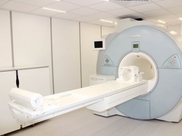 Пояснили,  чому у луцькій лікарні  пацієнти мусять платити за обстеження на томографі