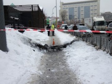 У Києві підземний вибух: постраждало 2 людей