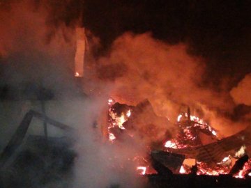 У Карпатах згорів готель – одна людина загинула. ФОТО