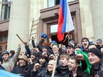 Суд амністував чоловіка, який захоплював Харківську ОДА