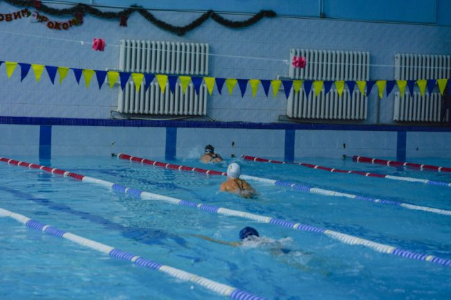 На турнір з плавання у Луцьку з’їхалися спортсмени зі всієї країни. ФОТО